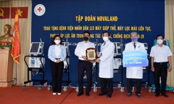 Bệnh viện Nhân dân 115 được nhận trang thiết bị y tế để chống dịch Covid-19